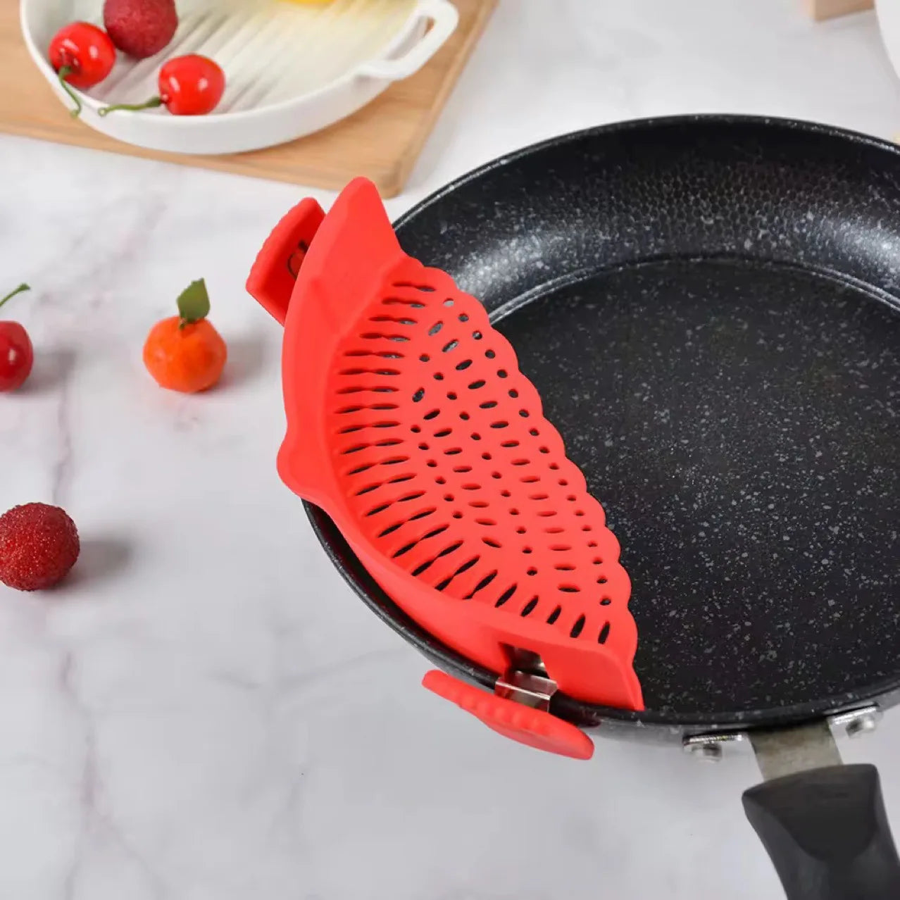 Adjustable Clip Strainer